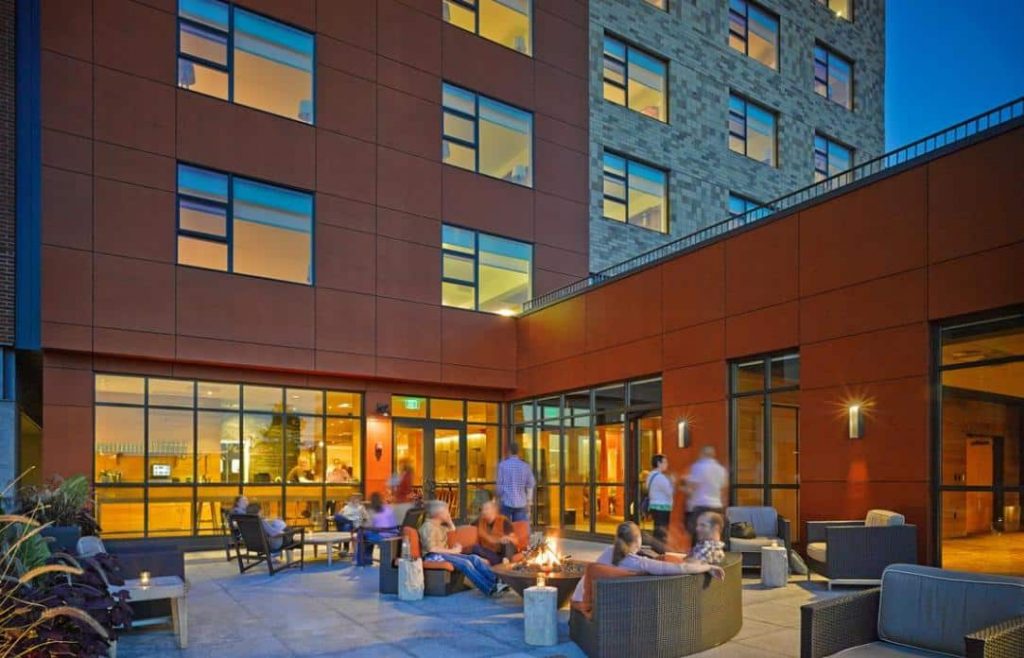Visit our Vermont Hotels Inns, Resorts || VT Lodging Assoc.