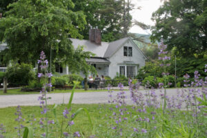 The inn and front patio